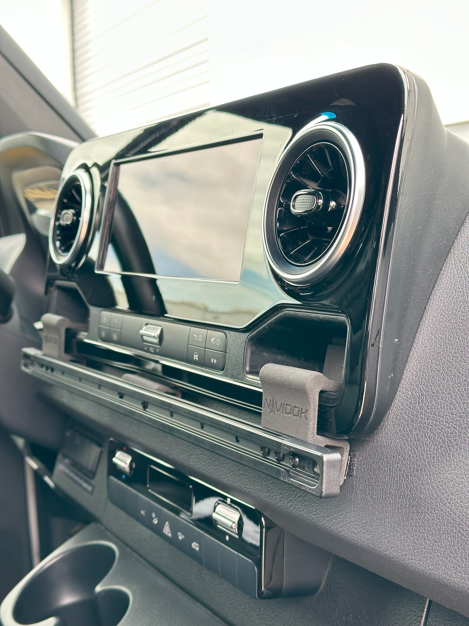 Navidok Overlander phone mount installed on 2019+ Mercedes Sprinter dashboard, no drilling required