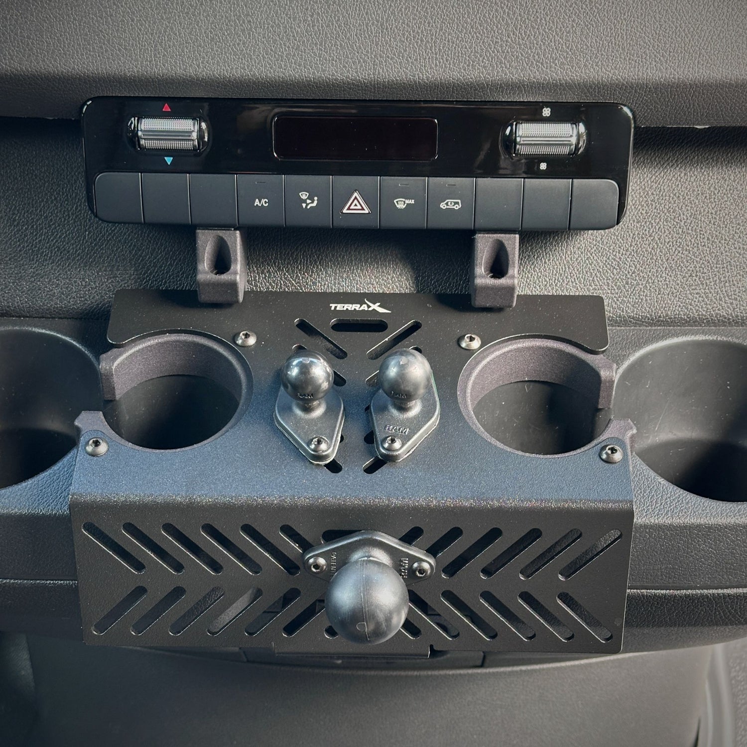 RAM Mounts diamond ball base with drop in mounting hardware