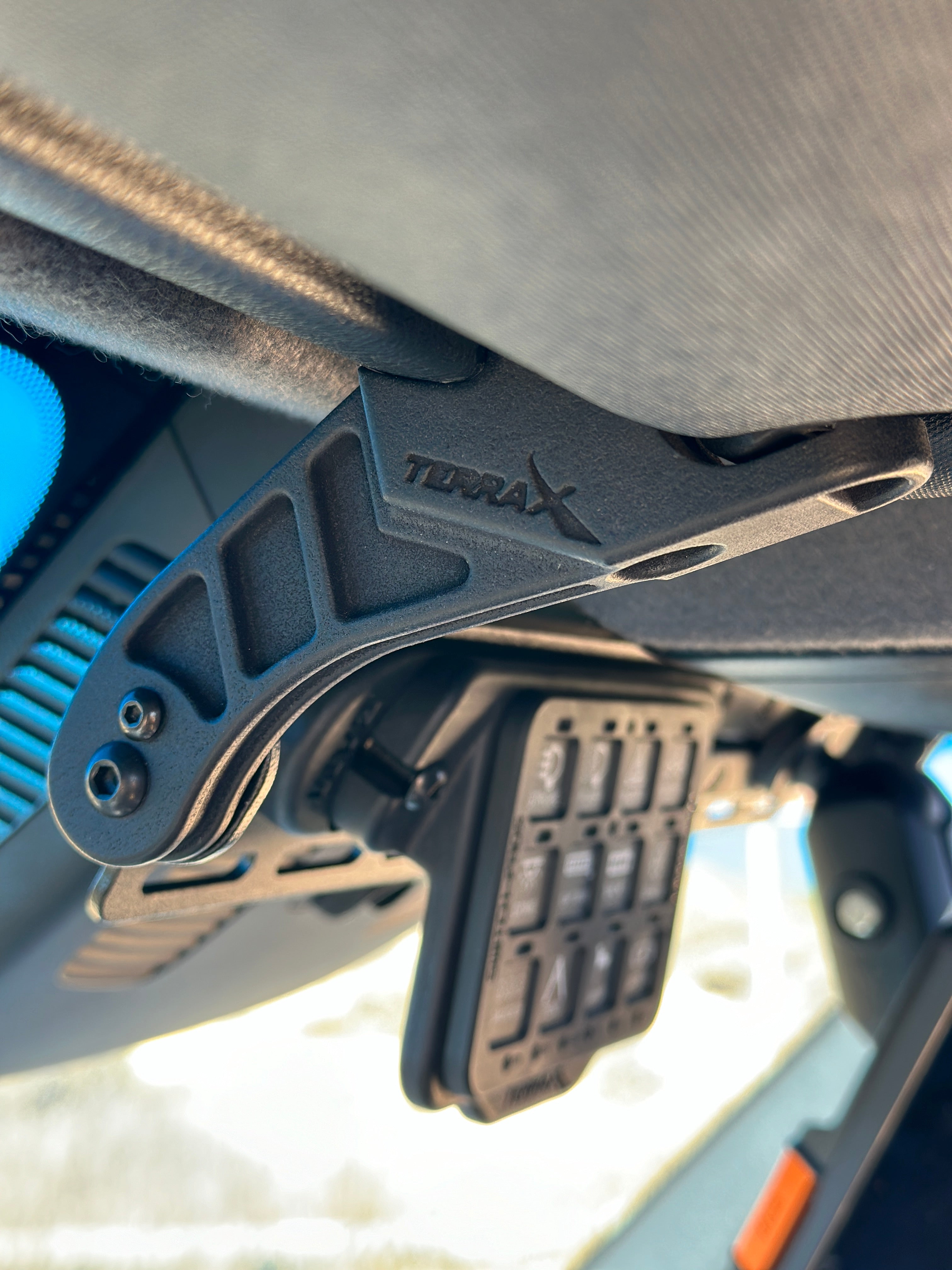 Sprinter Van Visor Track Mount for Navigation Devices and